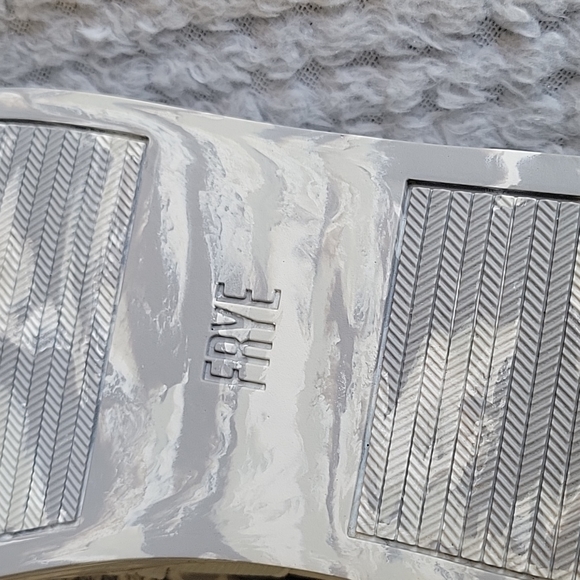 FRYE Suede/Camo Slip-on - Picture 4 of 7